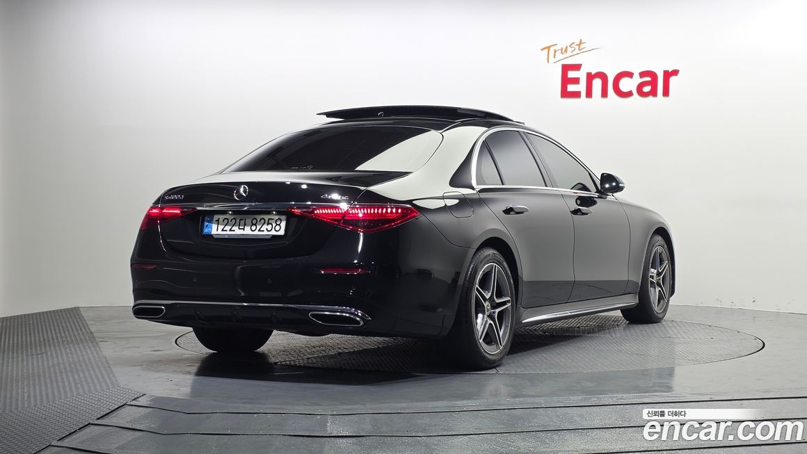 Mercedes-Benz S-Class 2022