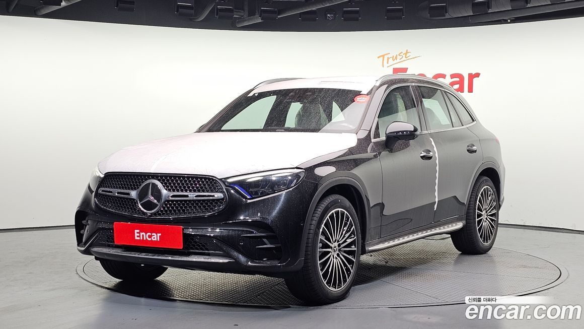 Mercedes-Benz GLC-Class 2026