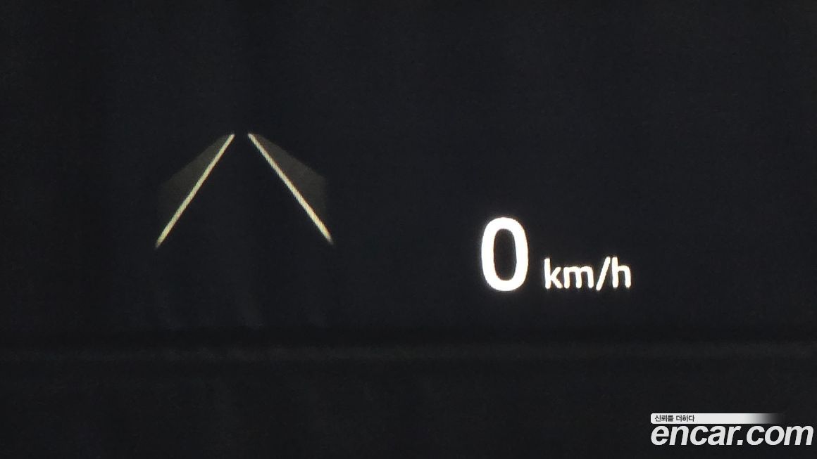 Land Rover Defender 2023