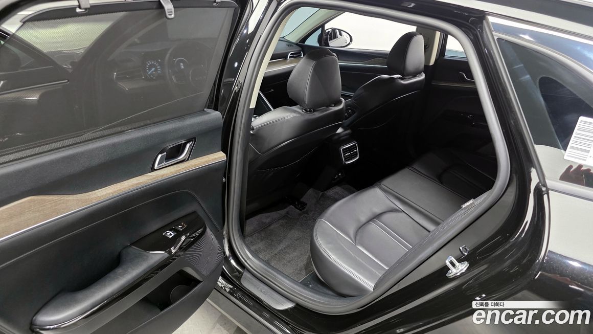 Kia K5 2023