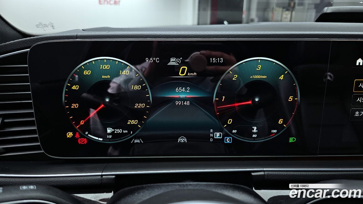 Mercedes-Benz GLE-Class 2021