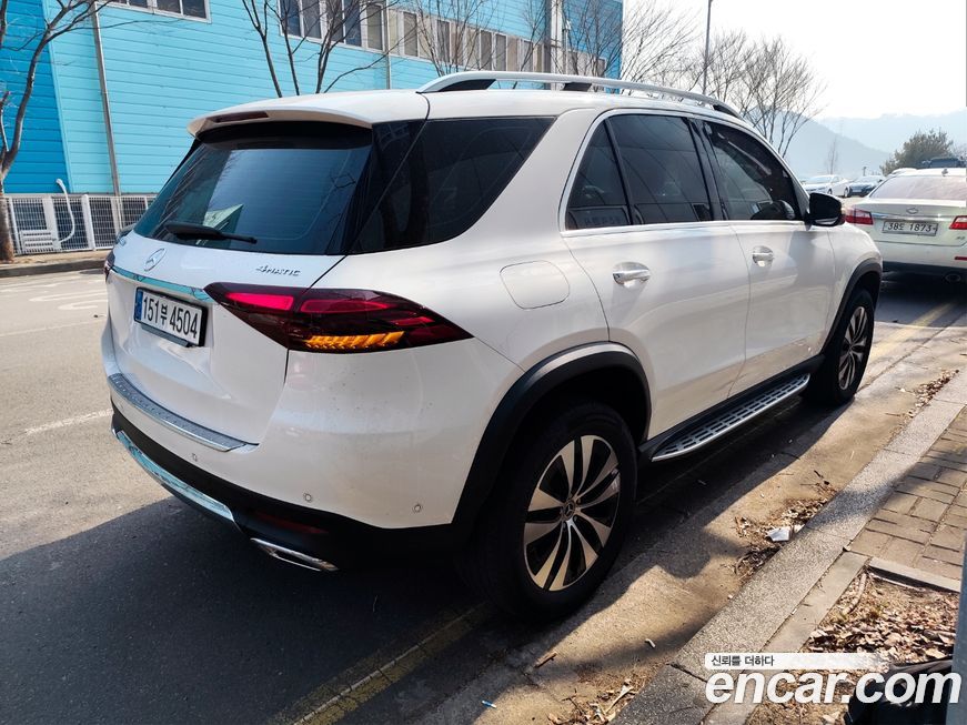 Mercedes-Benz GLE-Class 2023