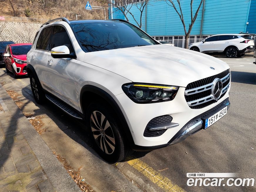 Mercedes-Benz GLE-Class 2023