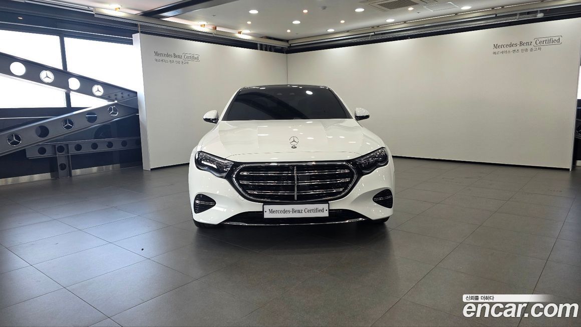 Mercedes-Benz E-Class 2025
