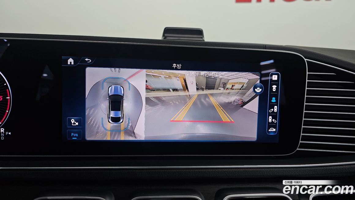 Mercedes-Benz GLE-Class 2023