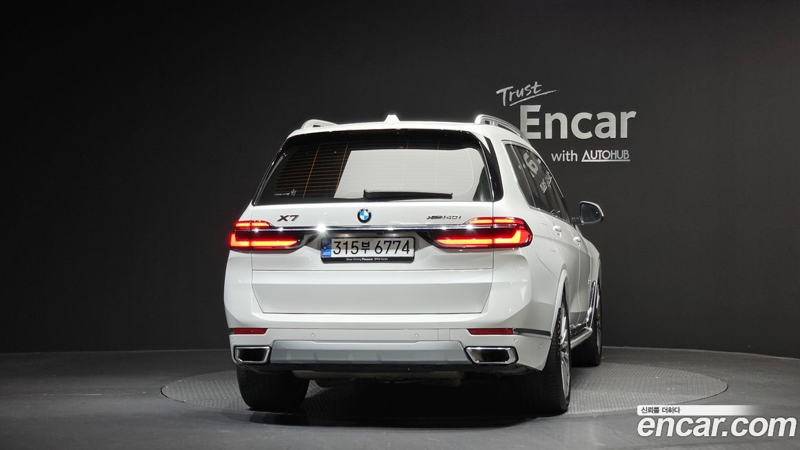BMW X7 2024