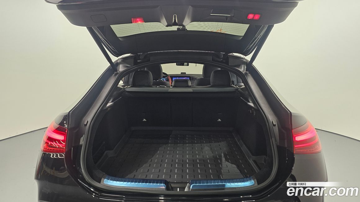 Mercedes-Benz GLE-Class 2023