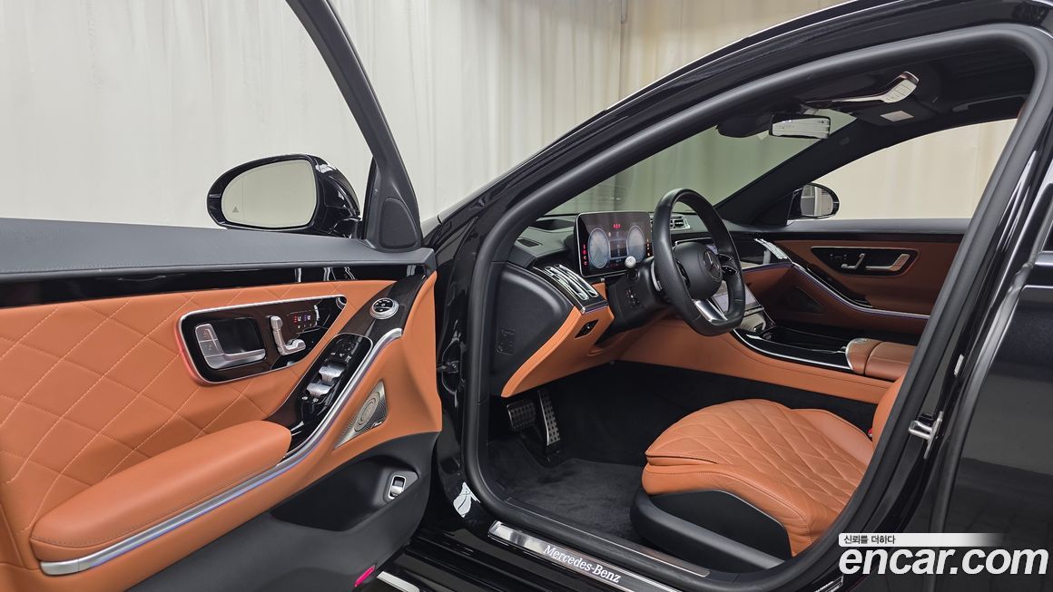 Mercedes-Benz S-Class 2023