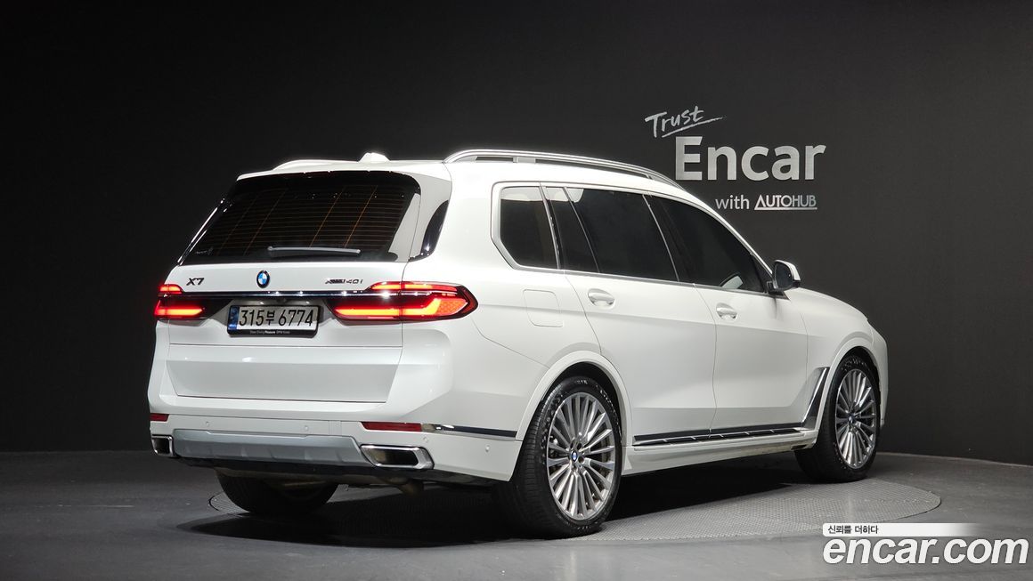 BMW X7 2024