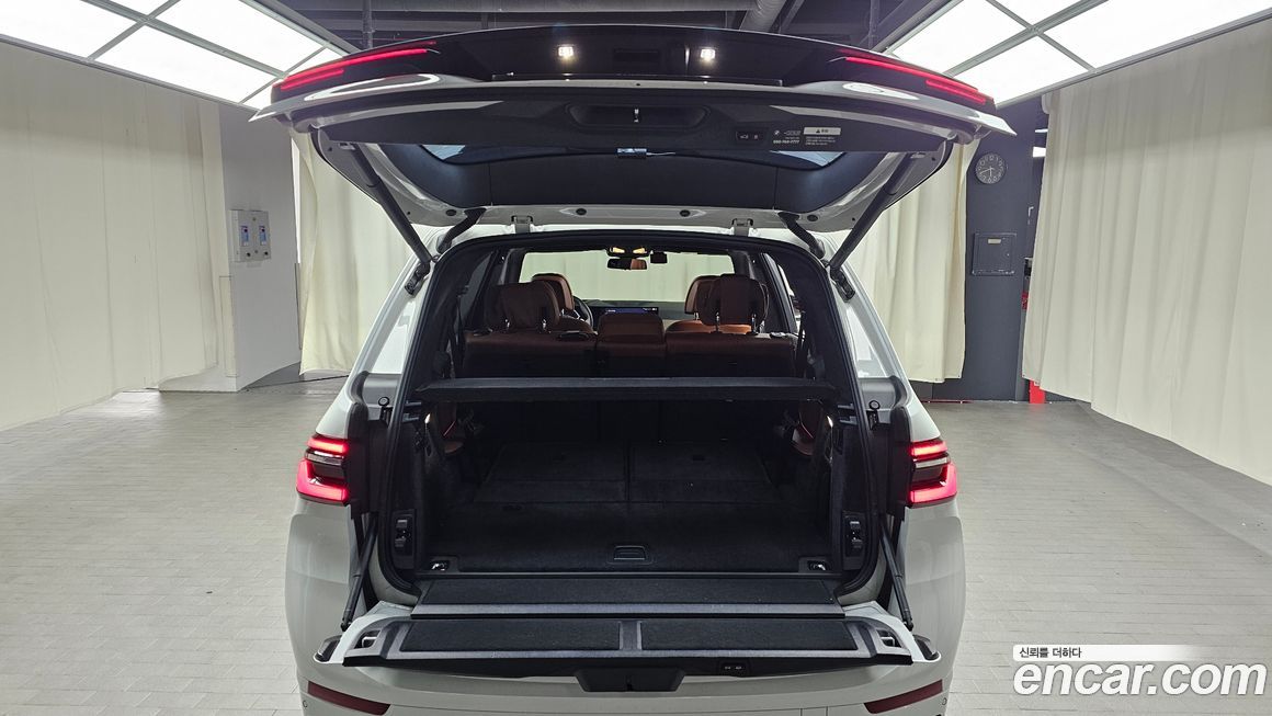 BMW X7 2024