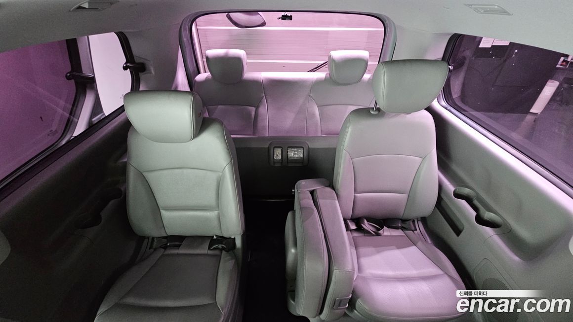 Hyundai Starex 2018