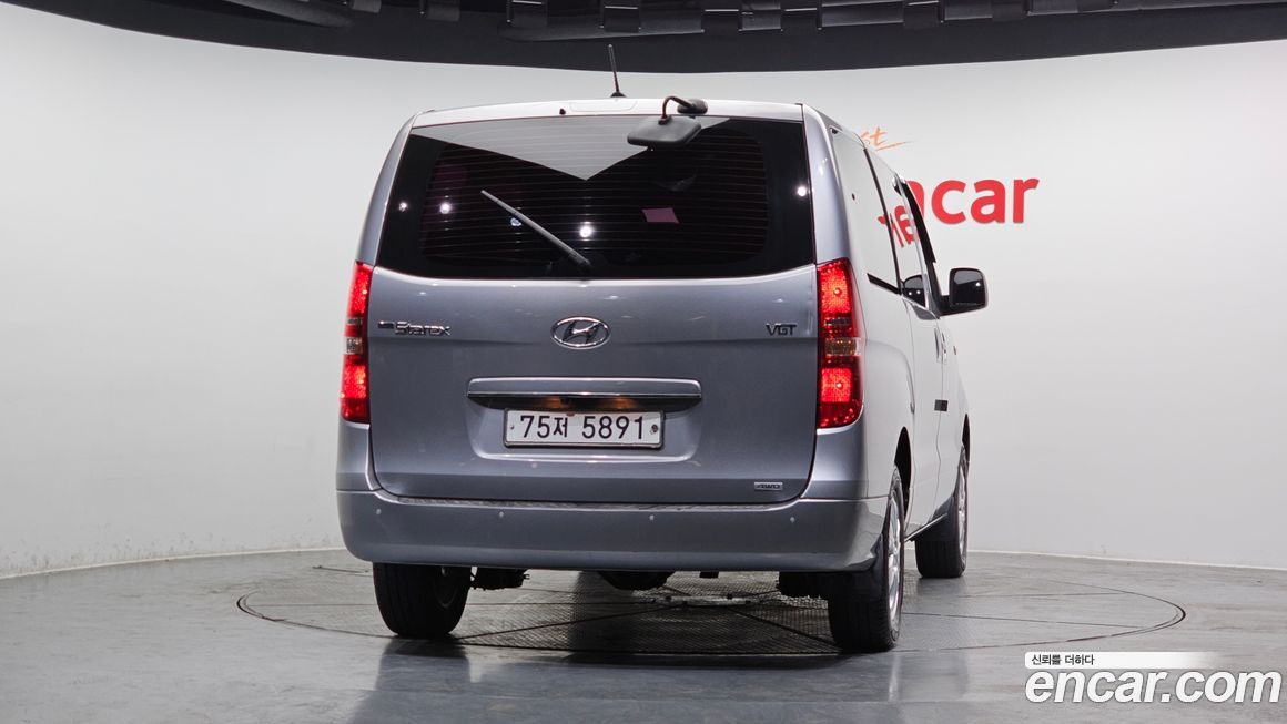 Hyundai Starex 2018