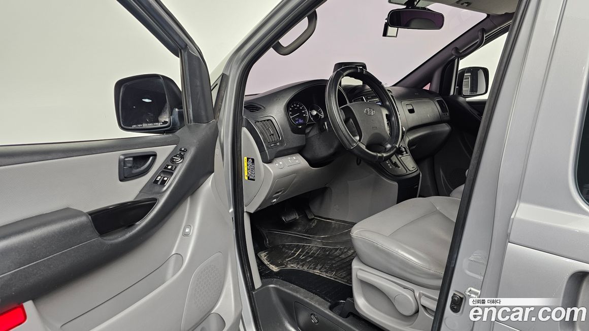 Hyundai Starex 2018