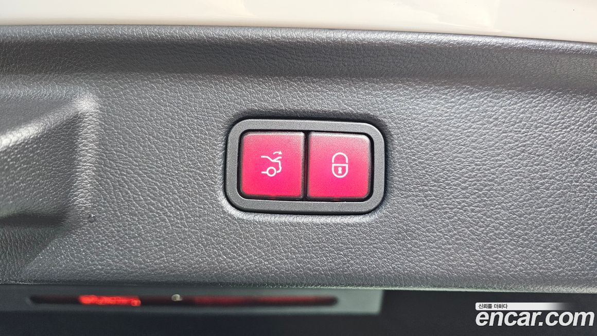 Mercedes-Benz S-Class 2023