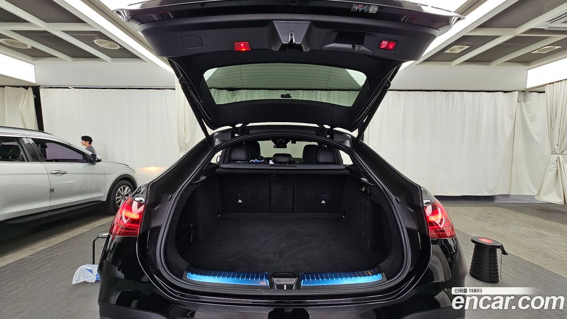 Mercedes-Benz GLE-Class 2025