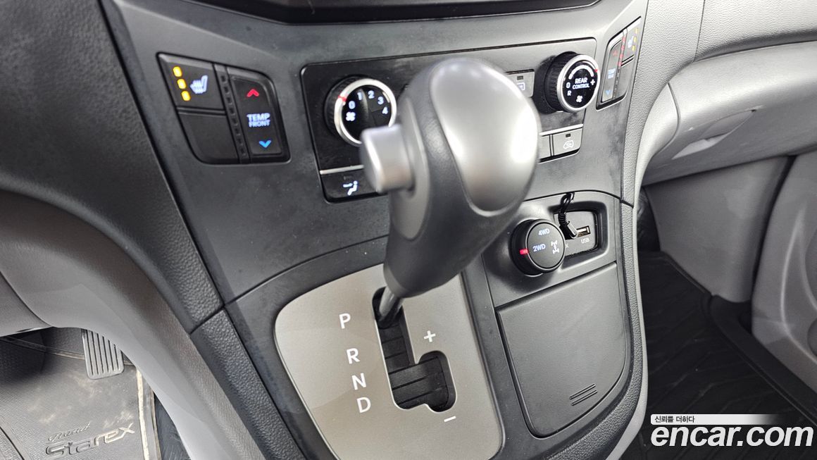 Hyundai Starex 2018