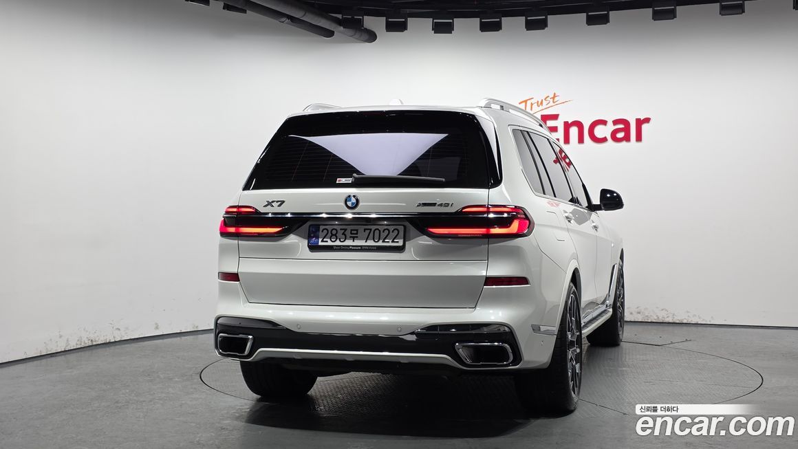BMW X7 2024