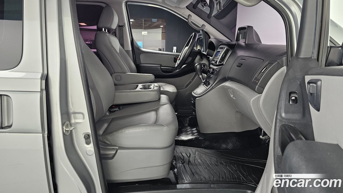 Hyundai Starex 2018