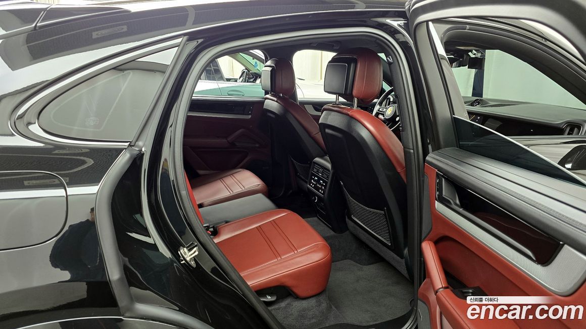 Porsche Cayenne 2024