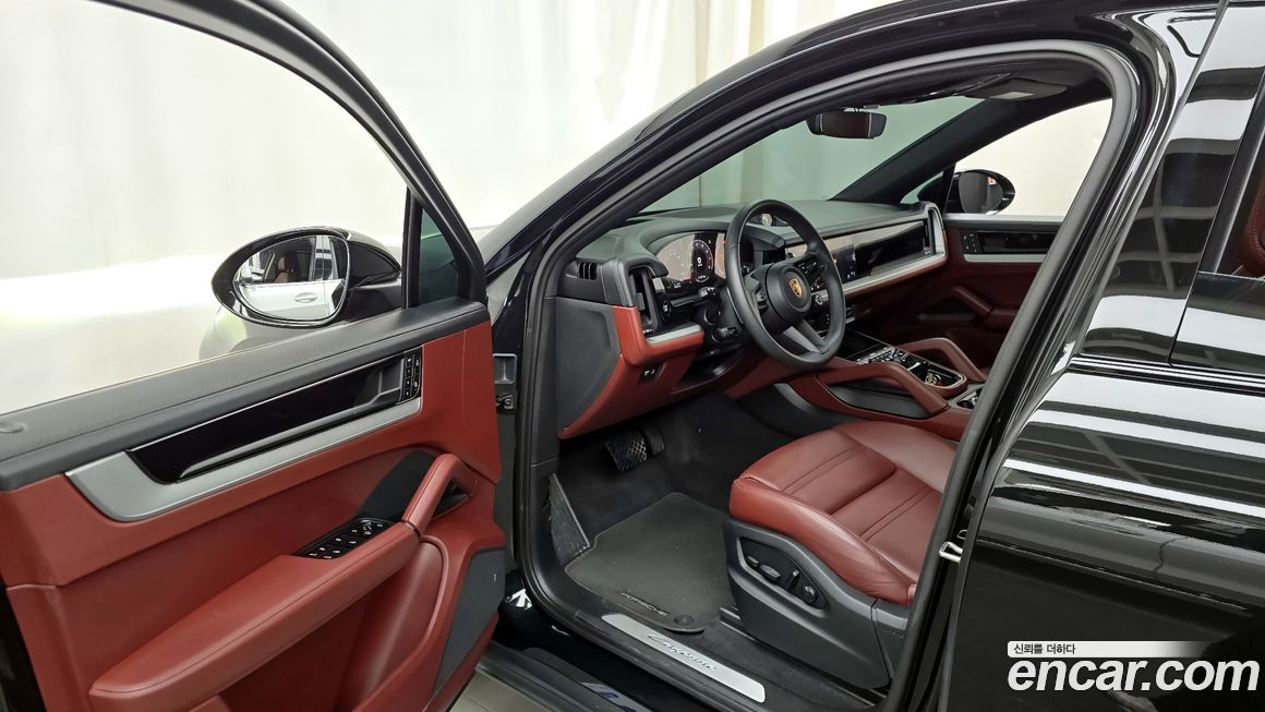 Porsche Cayenne 2024