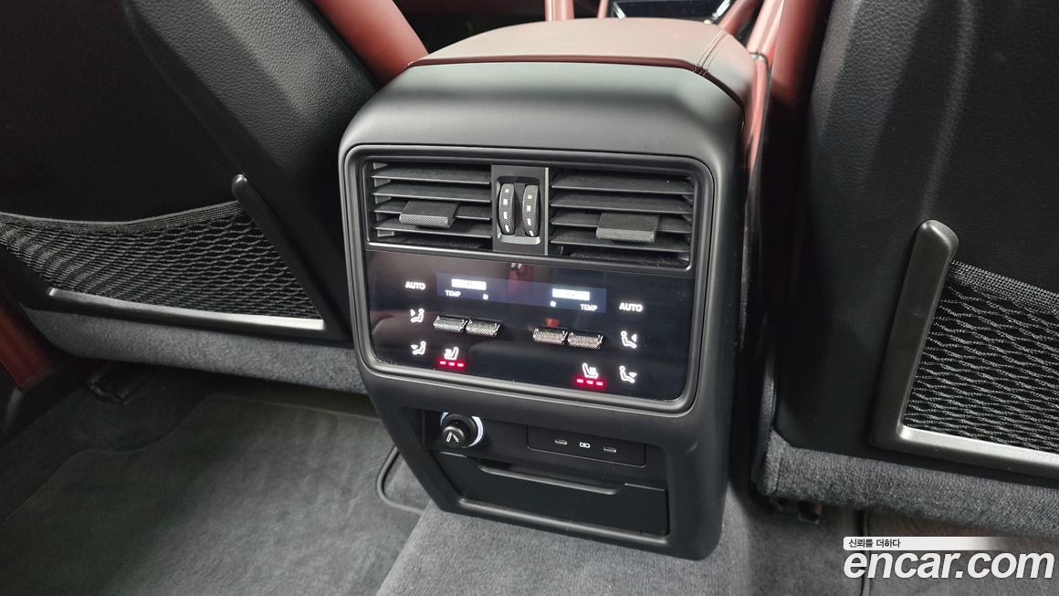 Porsche Cayenne 2024