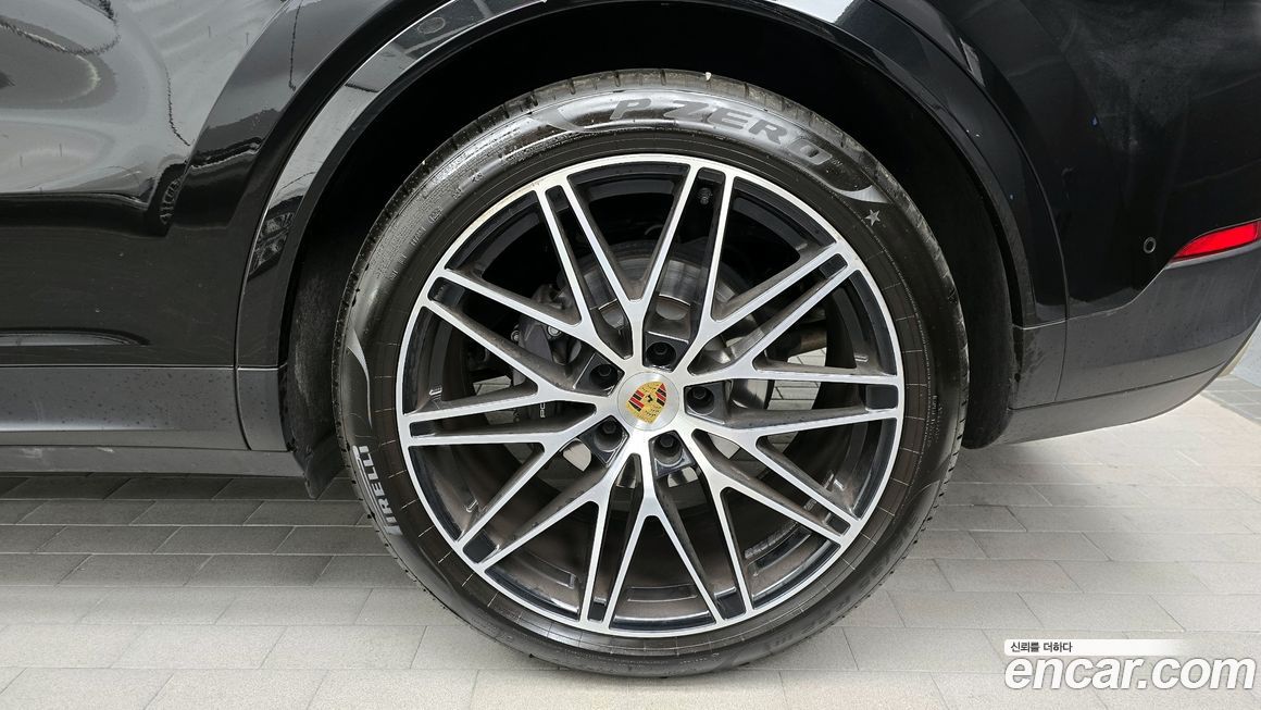 Porsche Cayenne 2024