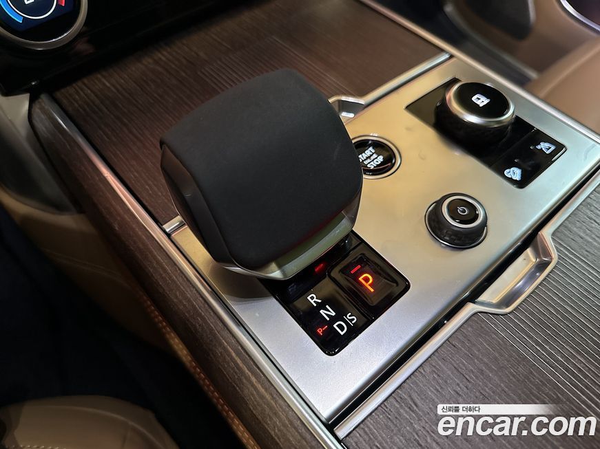 Land Rover Range Rover 2023