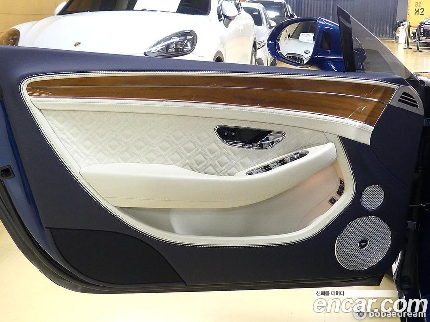 Bentley Continental 2023