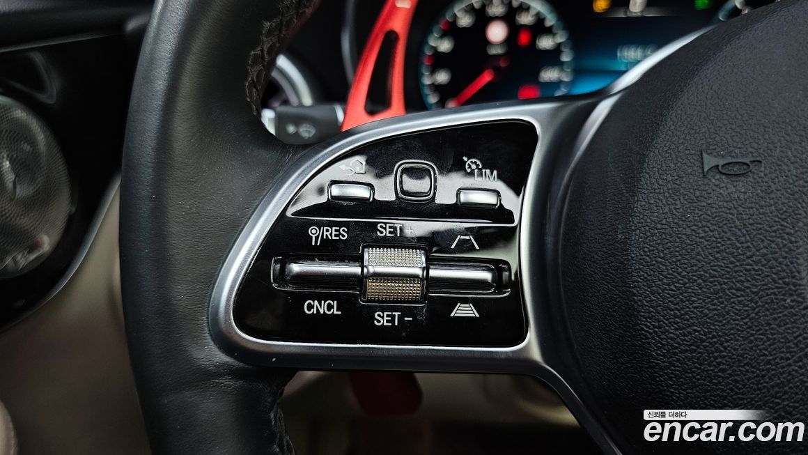 Mercedes-Benz C-Class 2021