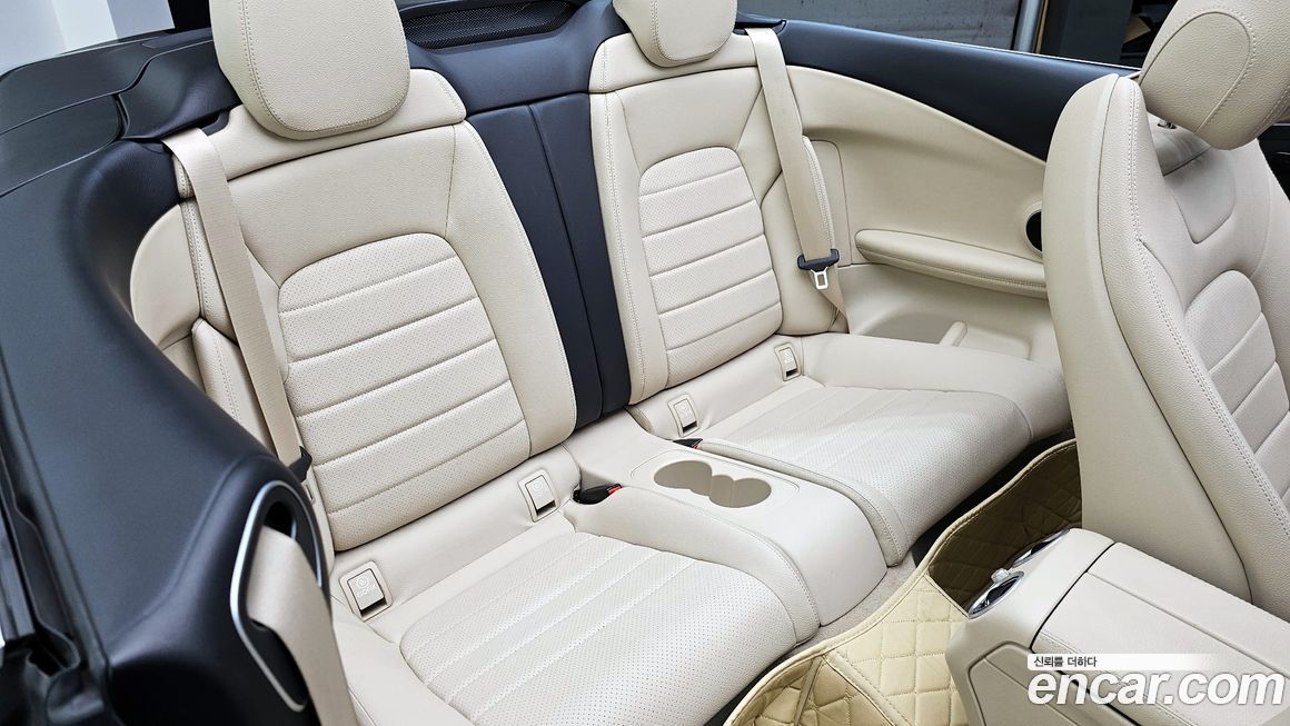 Mercedes-Benz C-Class 2021