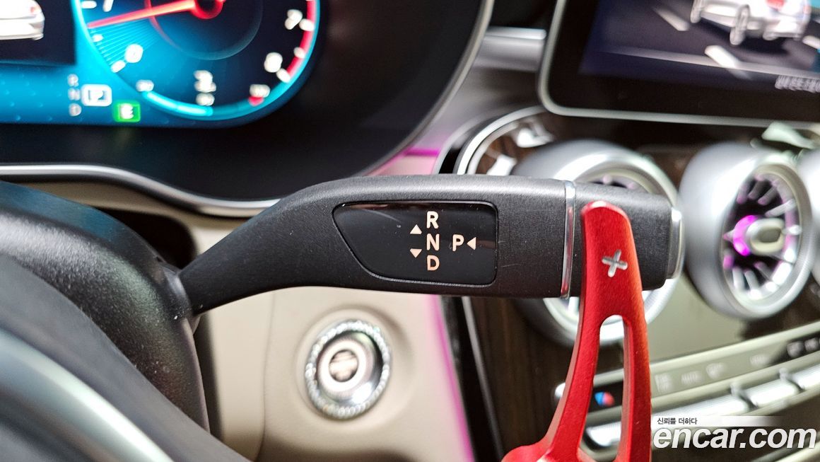 Mercedes-Benz C-Class 2021