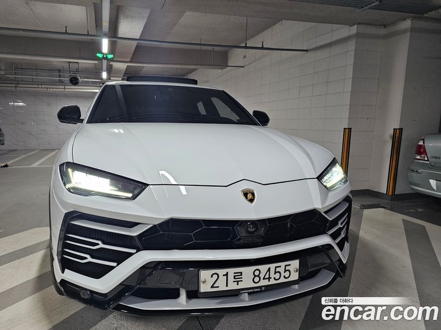 Lamborghini Urus 2019