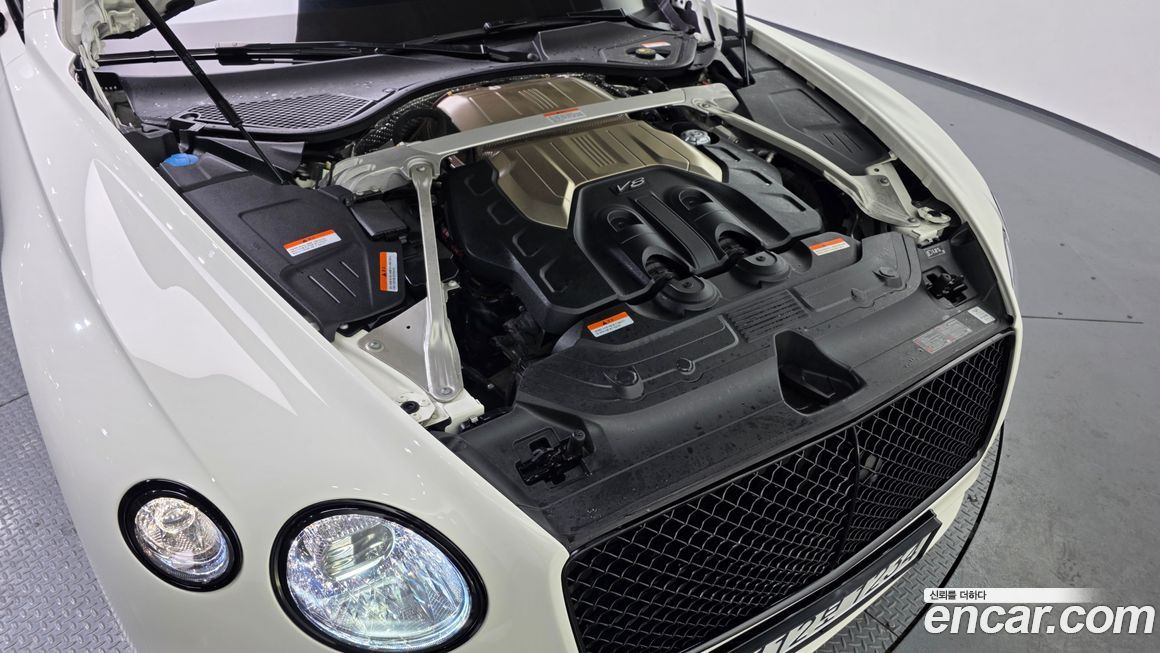 Bentley Continental 2022