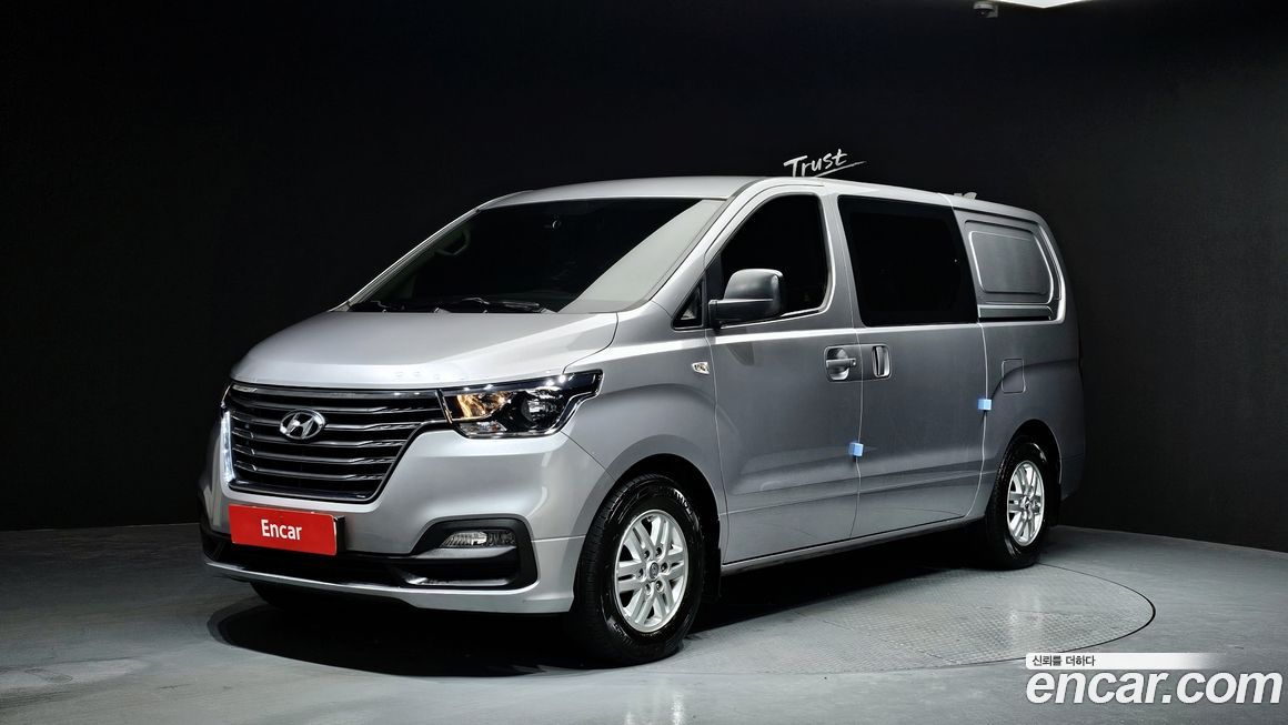 Hyundai Starex 2021