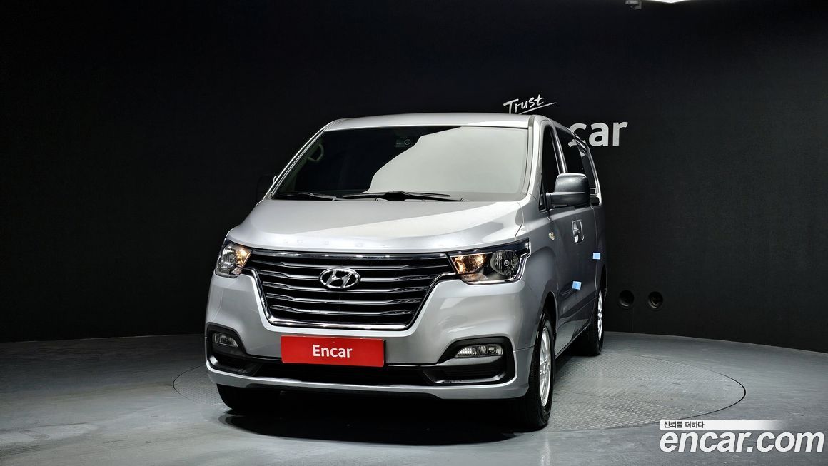 Hyundai Starex 2021