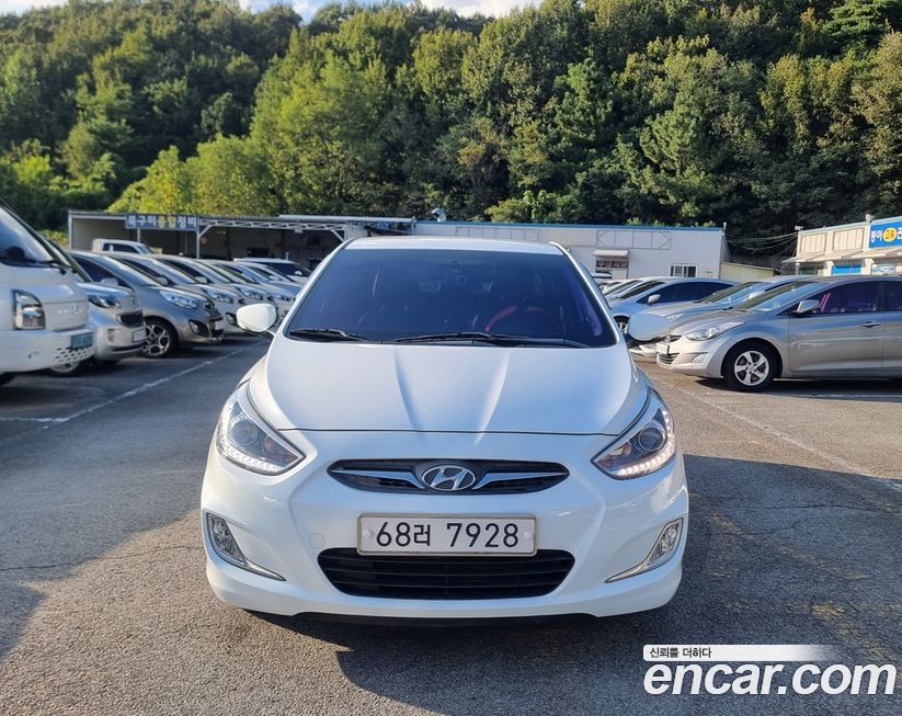 Hyundai Accent 2014
