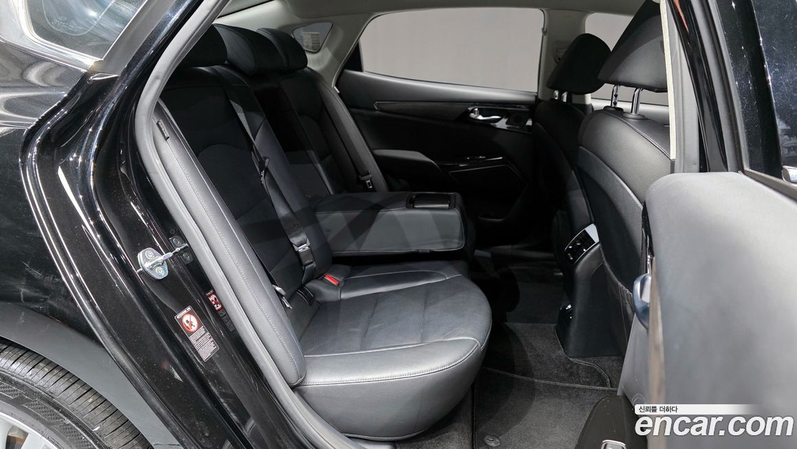 Kia K7 2021