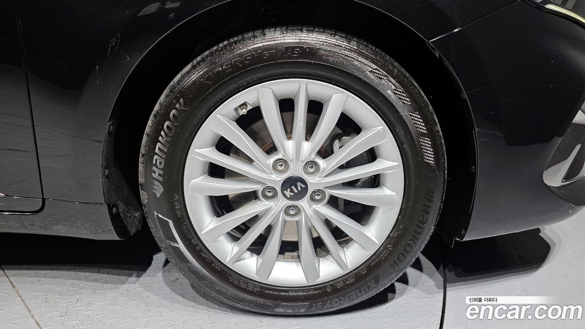 Kia K7 2021