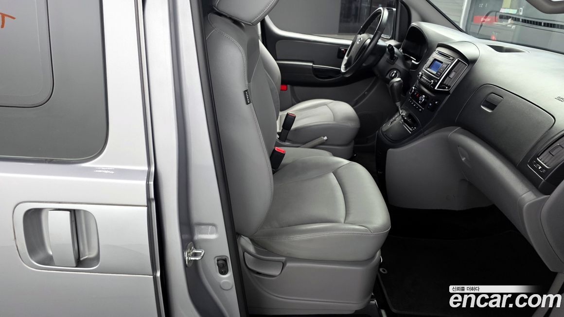 Hyundai Starex 2018