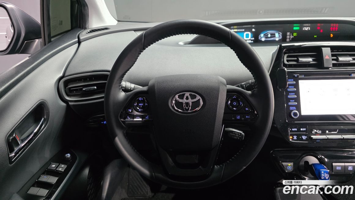 Toyota Prius 2021