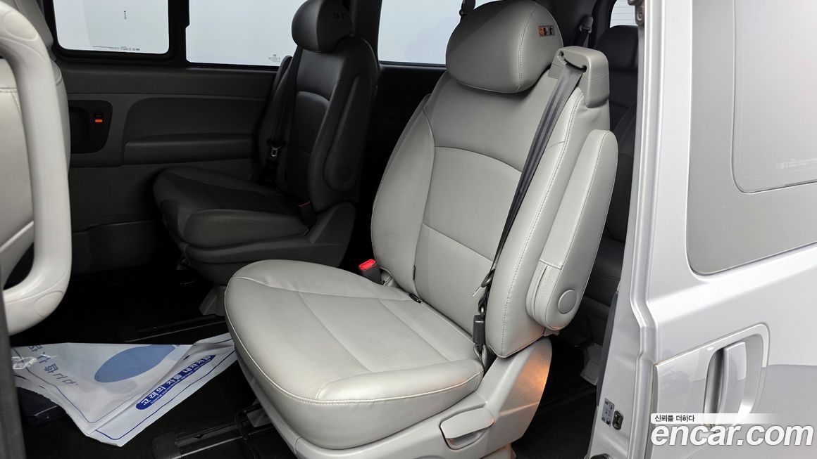 Hyundai Starex 2018