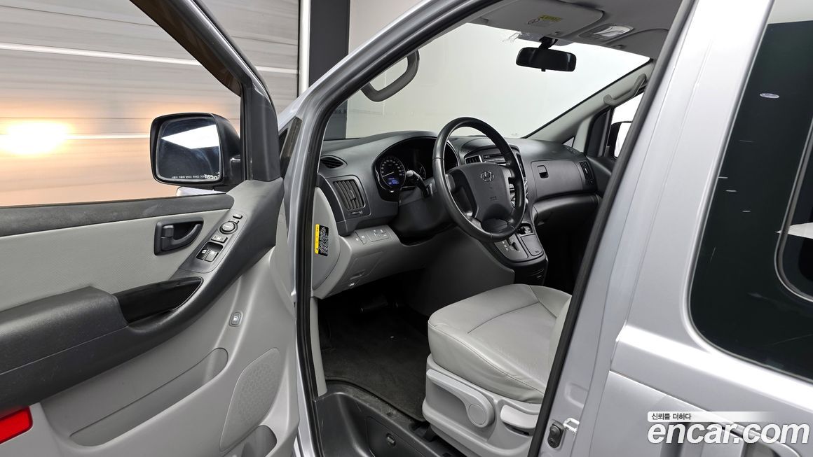Hyundai Starex 2018