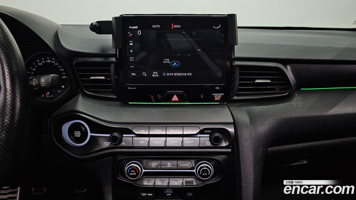 Hyundai Veloster 2022