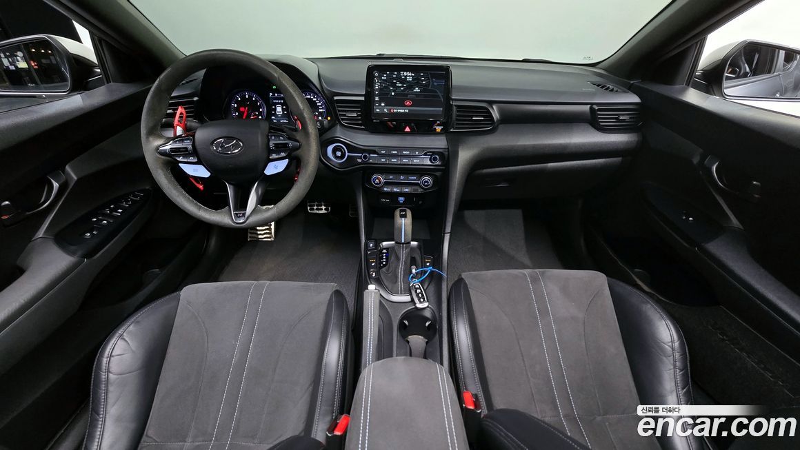 Hyundai Veloster 2023