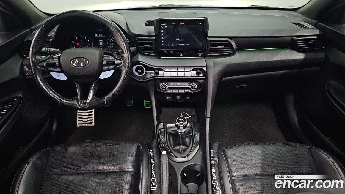 Hyundai Veloster 2022
