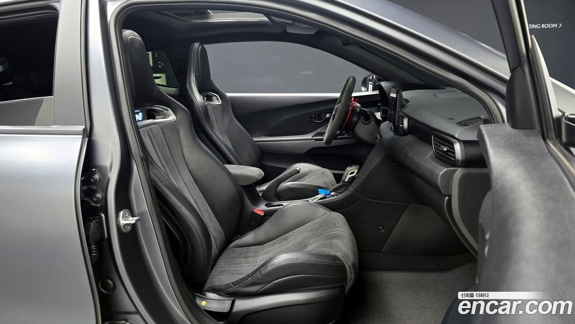 Hyundai Veloster 2023