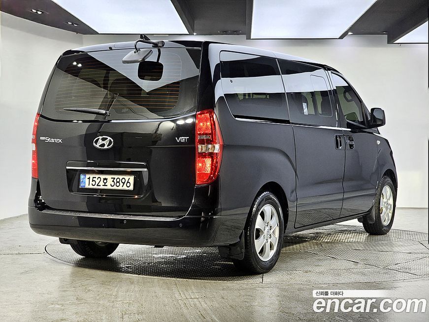 Hyundai Starex 2021