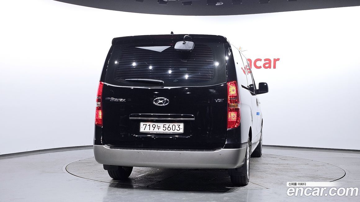 Hyundai Starex 2021