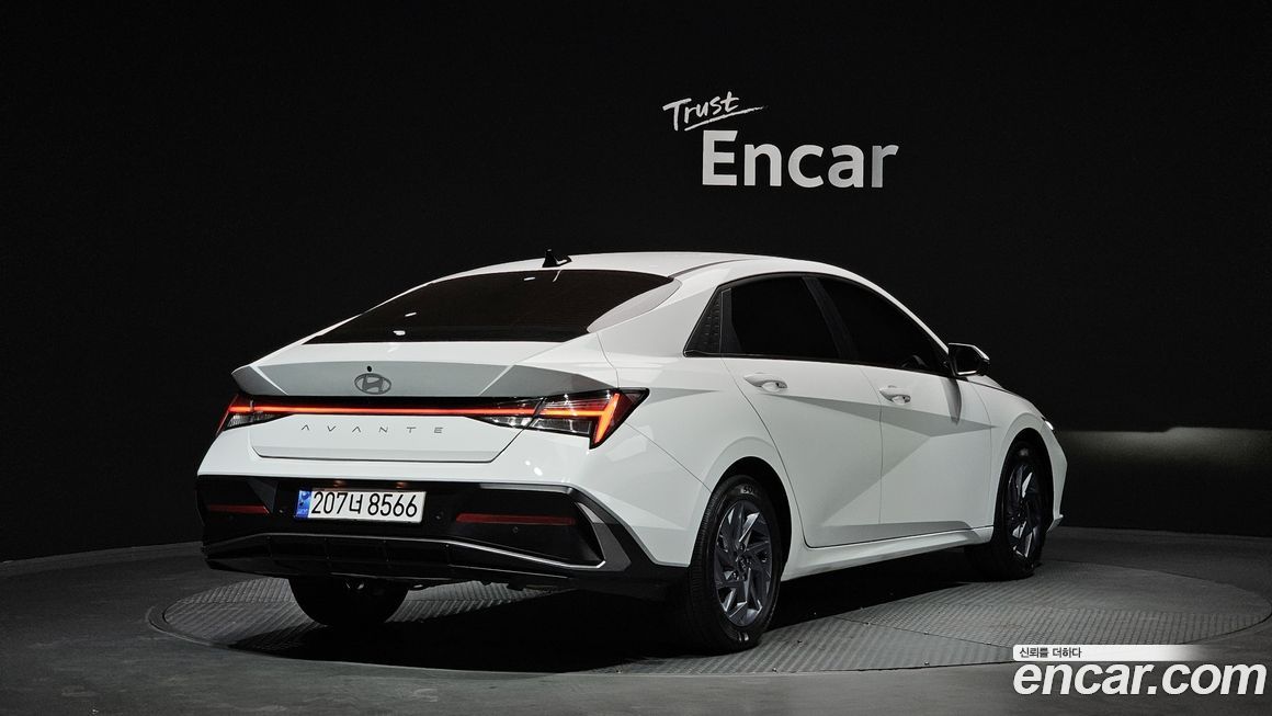 Hyundai AVANTE 2024
