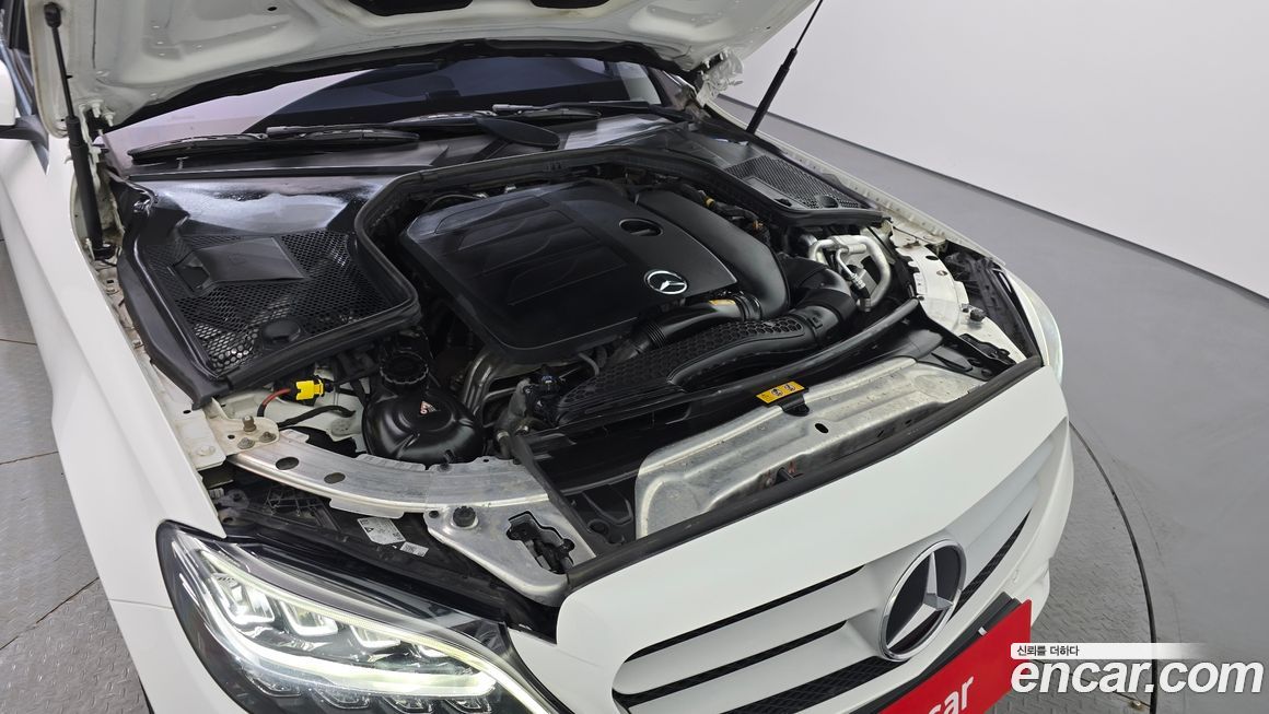 Mercedes-Benz C-Class 2019